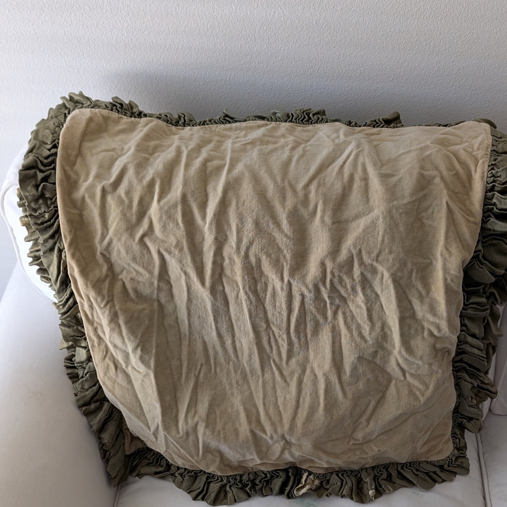 SOLD Euro shams